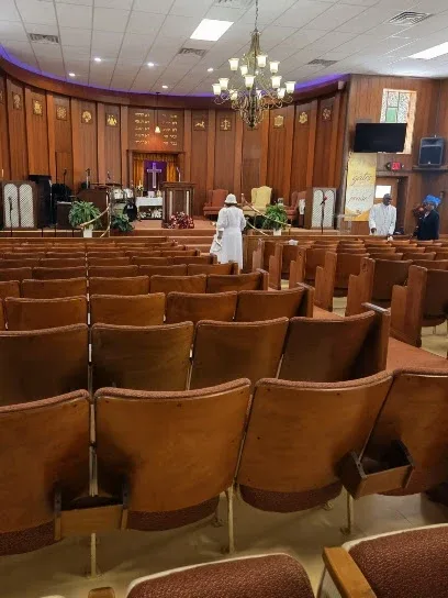 Gates of Praise Way of the Cross Church of Christ